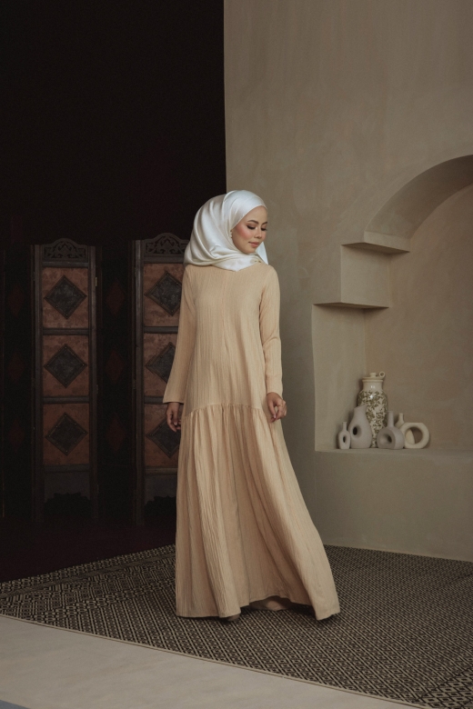Aria Long Dress - Nude